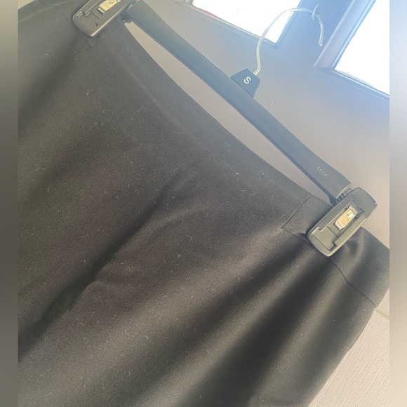 Classic Black Pencil Skirt - Picture 3 of 5
